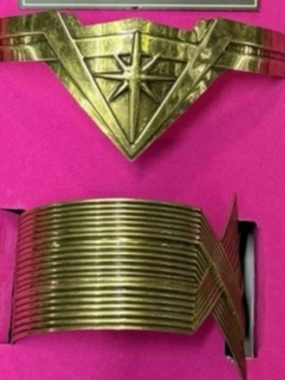 Wonder WomaN Rare limited DC COMICS cosplay Jewelry costume Gift set NWT - Picture 4 of 8
